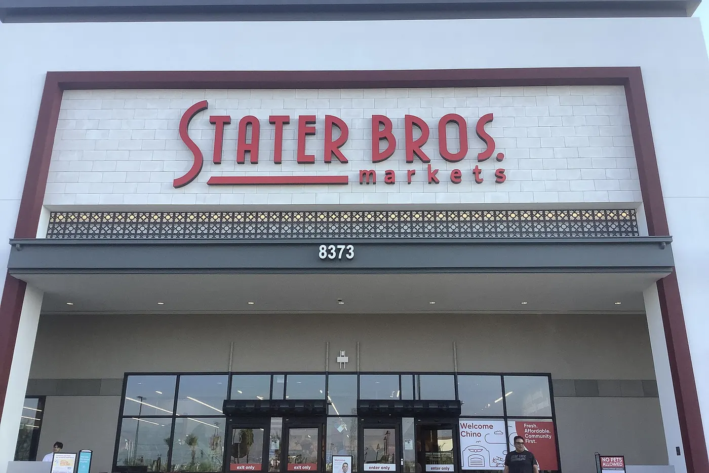 A Stater Bros. Markets storefront